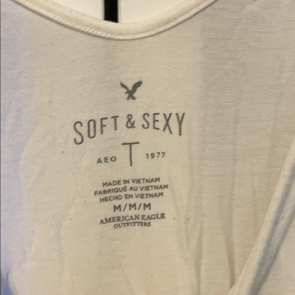 Ruffle cut shoulder top - Picture 2 of 2